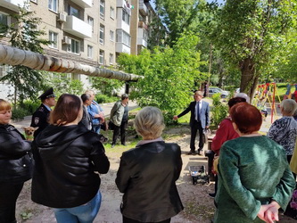 Алексей Сидоров провел встречу с жителями 